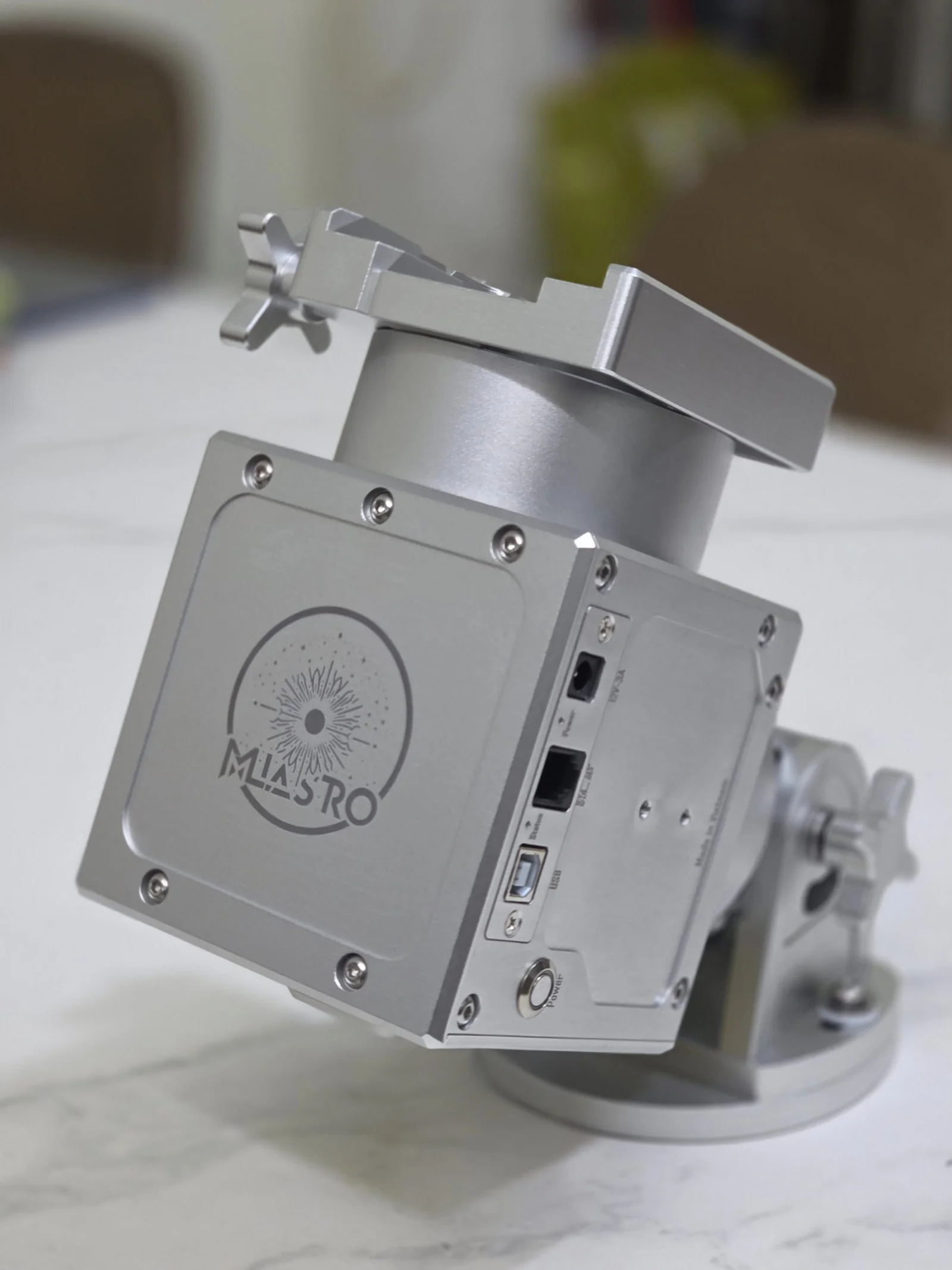 MLAstro harmonic mount showing its USB, power and status ports